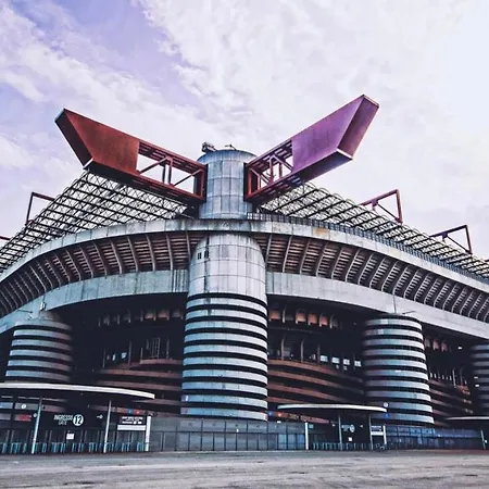 Daire Free Park, 100m From San Siro, Derby Two-room Milano