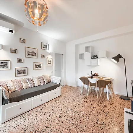 Apartment Free Park, 100m From San Siro, Derby Two-room